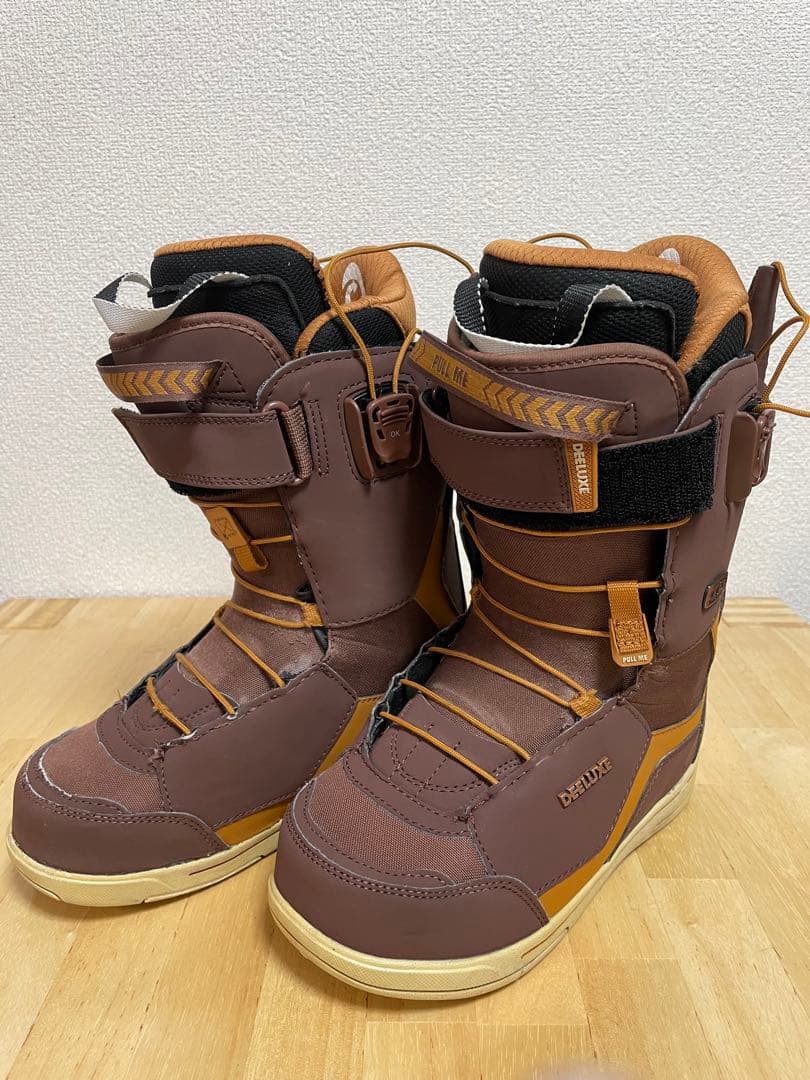 DEELUXE 女性用 スノーボードブーツ ブラウン　23.5