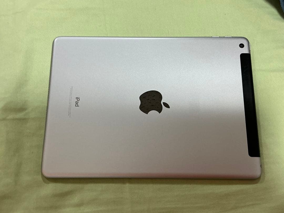 iPad 第6世代 Wi-Fi + Cellularモデル 128GB