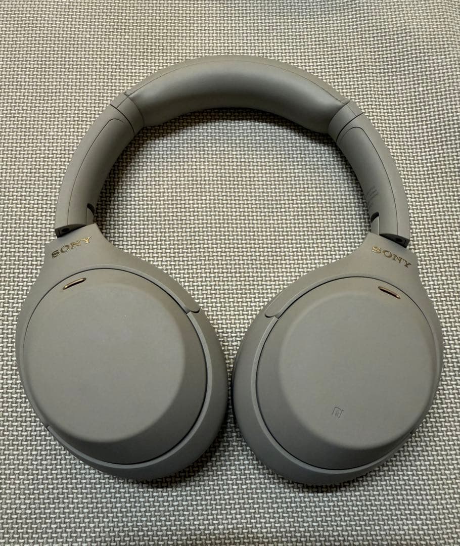 SONY ワイヤレスヘッドホン グレー【WH-1000XM4】