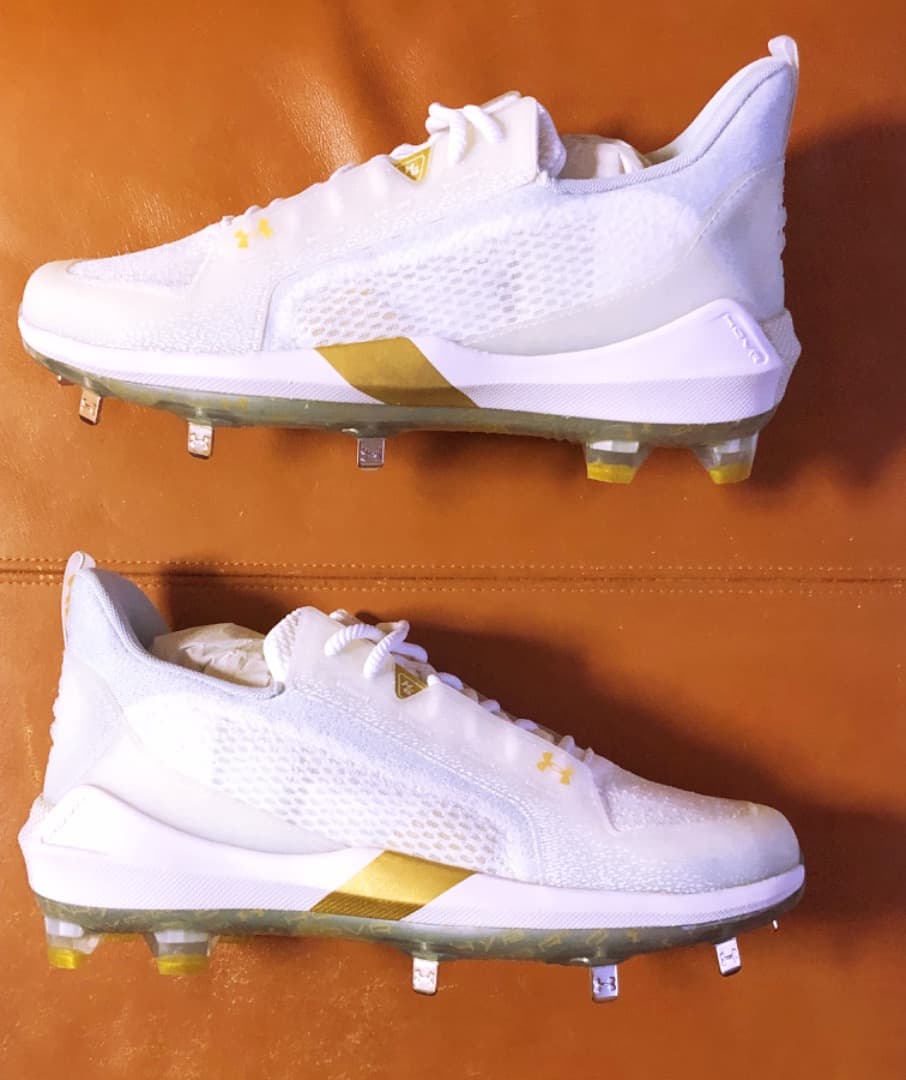 新品☆USA限定★アンダーアーマー★野球用ブライス・ハーパー6☆27cm☆