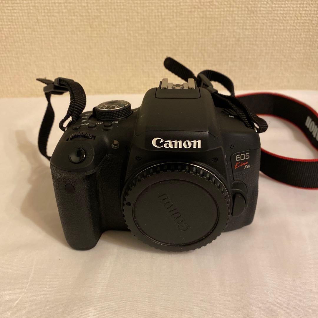 【美品】Canon EOS KissX8iダブルズームキット