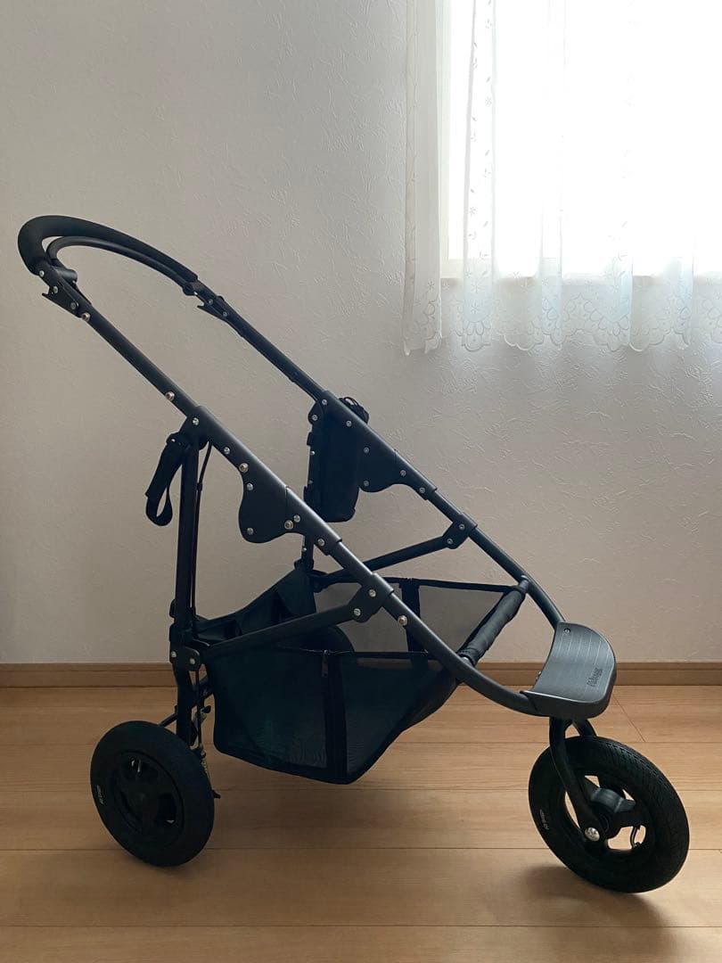 ら*る様 【極美品】エアバギー AIRBUGGY フレームのみ ブラック 黒 ペ