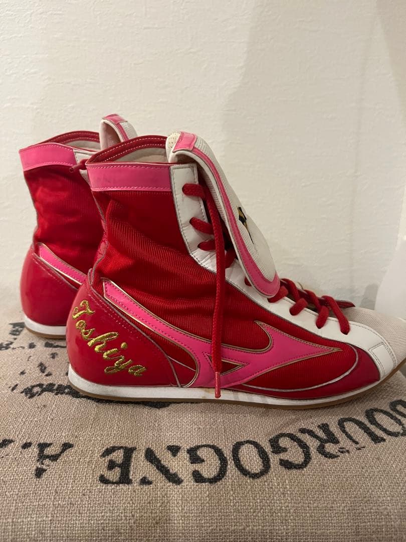 【最終価格】ミズノ　ボクシングシューズ 25cm 赤/白/ピンク　MIZUNO