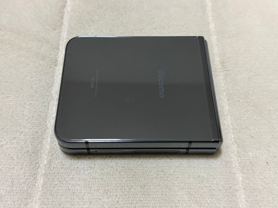 Galaxy Z Flip5 256GB docomo版SIMフリー