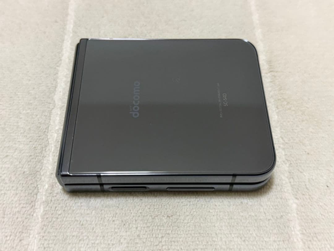 Galaxy Z Flip5 256GB docomo版SIMフリー