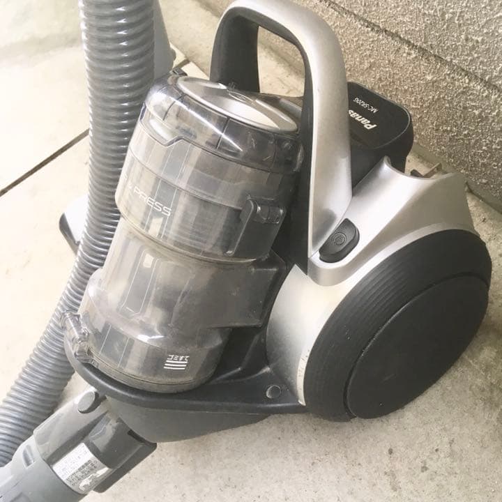 ★人気商品❤️Panasonic プチサイクロン MC-SR20G-S