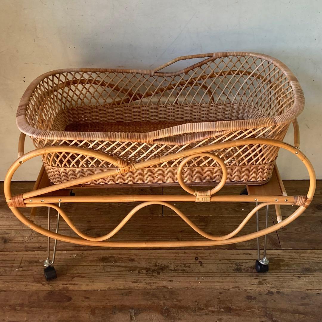 ヴィンテージラタン ベビーベッド 折り畳み キャスター クーファン アンティーク