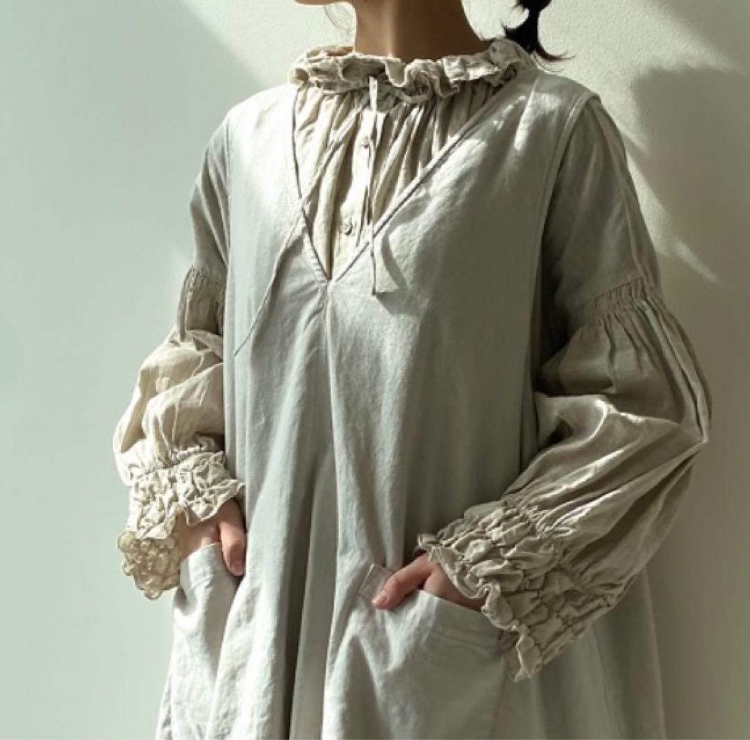 ネストローブ　ワンピ　fofofofa オールドマンズテーラー　ヴラスヴラム