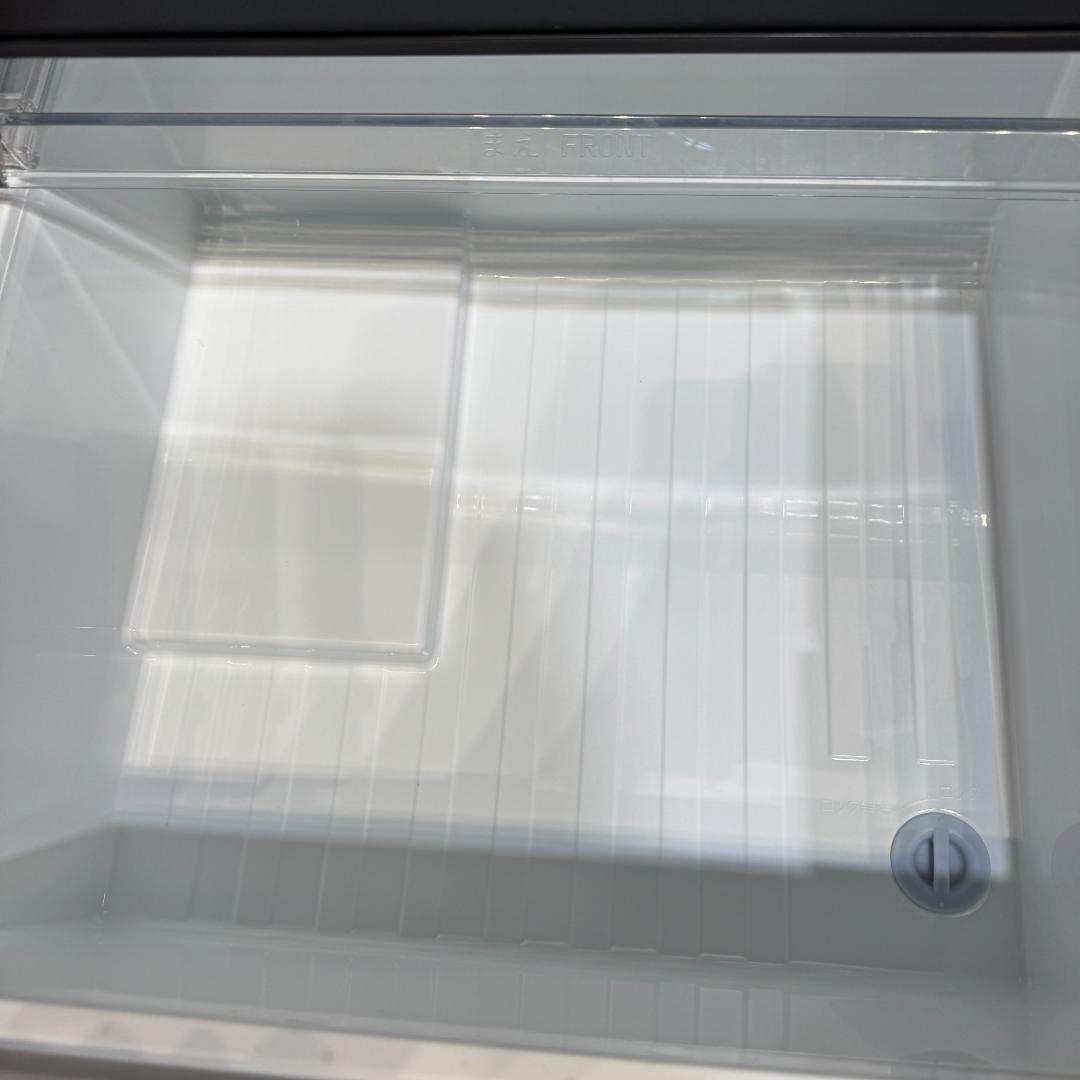 東京23区送料無料　美品東芝3ドア冷蔵庫2023年製　326L　GR-U33SC