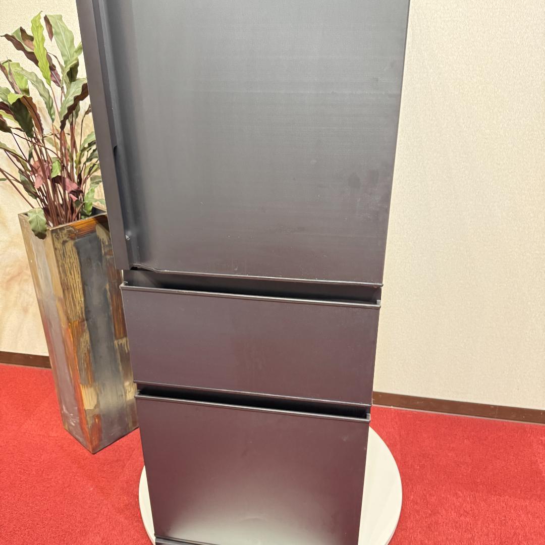 東京23区送料無料　美品東芝3ドア冷蔵庫2023年製　326L　GR-U33SC