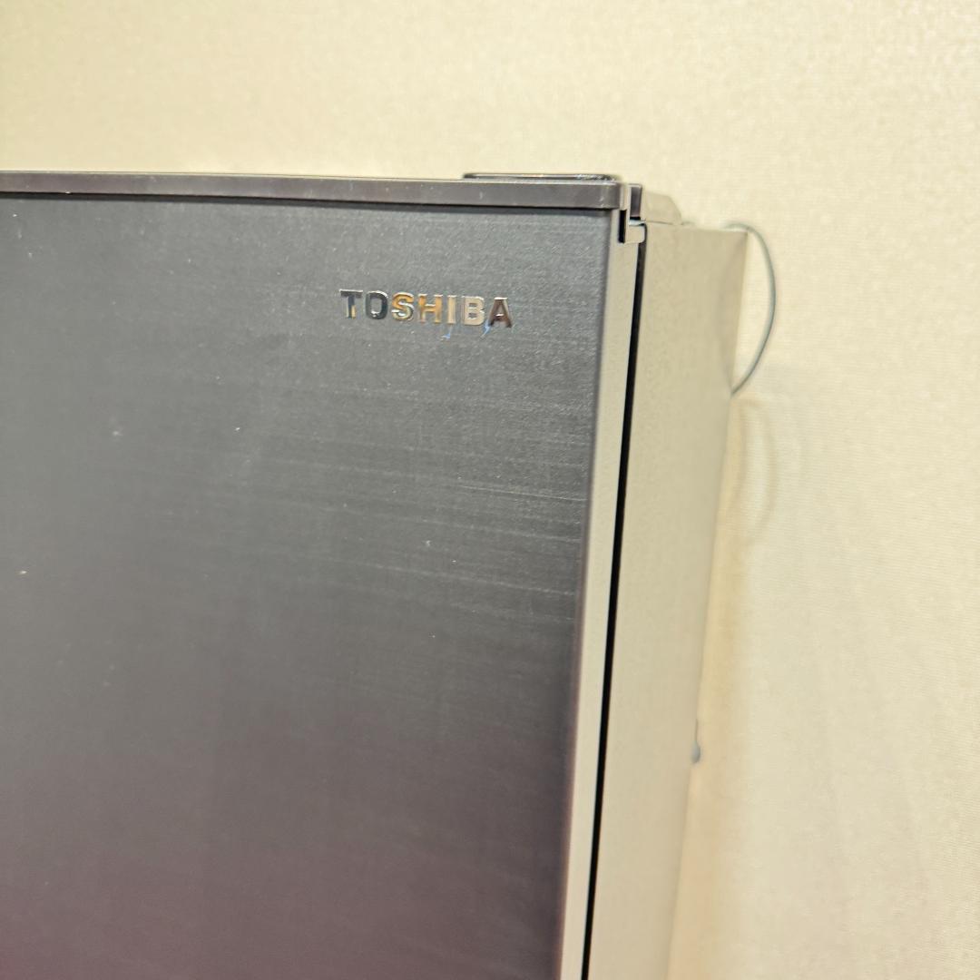 東京23区送料無料　美品東芝3ドア冷蔵庫2023年製　326L　GR-U33SC