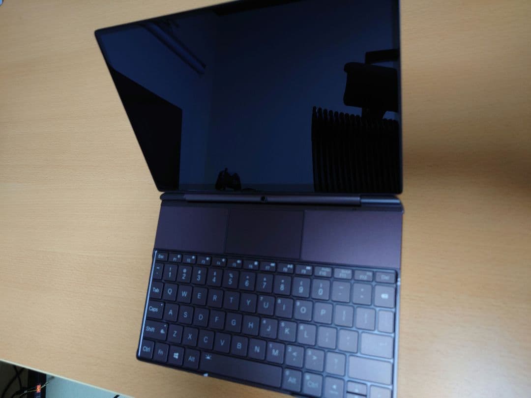 GPD WinMax2 (6800U) （メモリ/SSD：32GB/1TB)