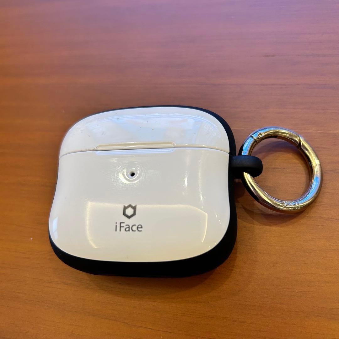 美品【AirPods 第3世代】+【iFace AirPodsケースカラビナ付】