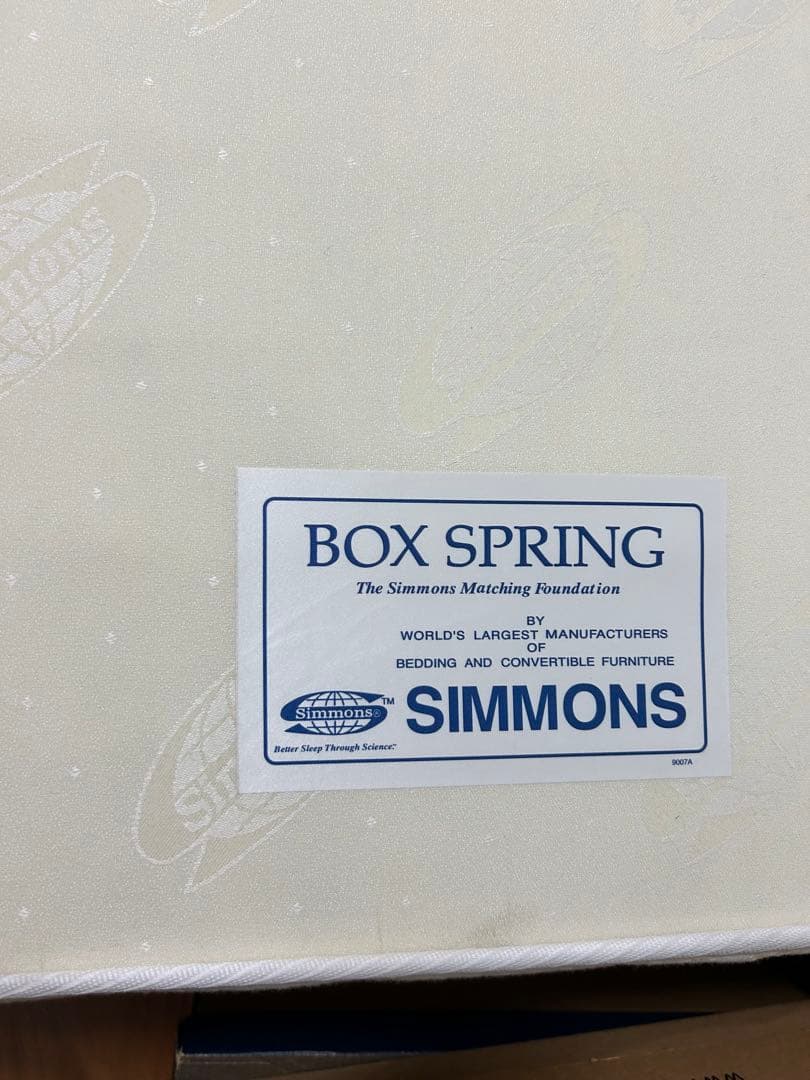 Simmons ボックススプリング セミダブル クリーム色