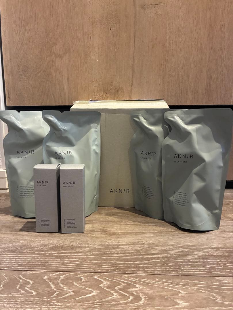 AKNIR アクニー　梨花さん