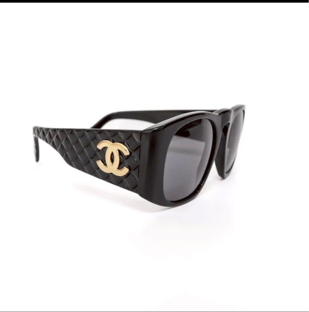 【極美品】シャネル サングラス マトラッセ×CCロゴ ブラック×ゴールド 714