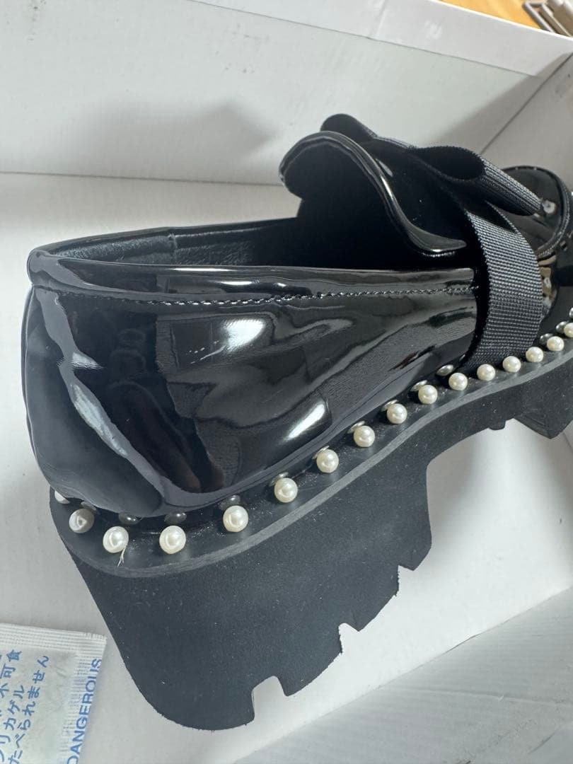 美品　アキロン×Donobanコラボ パールリボンローファー　S