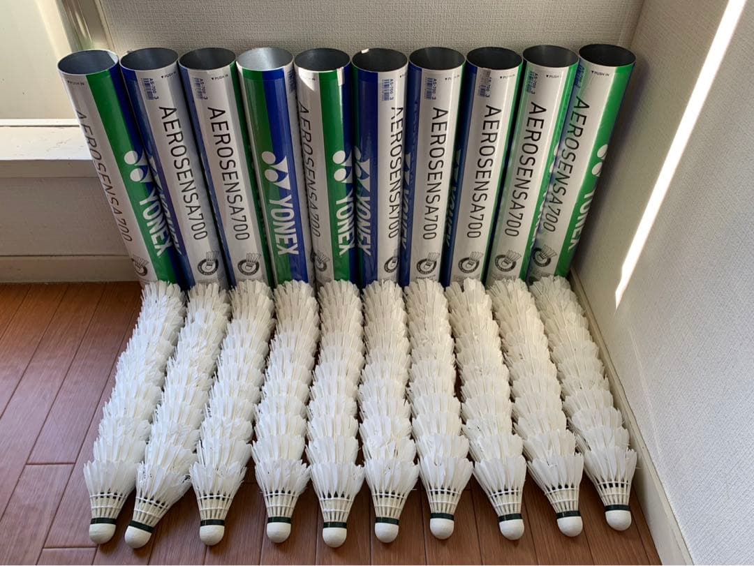 予告◆格安中古シャトル4箱◆エアロセンサ700ニューオフィシャル羽ヨネックス