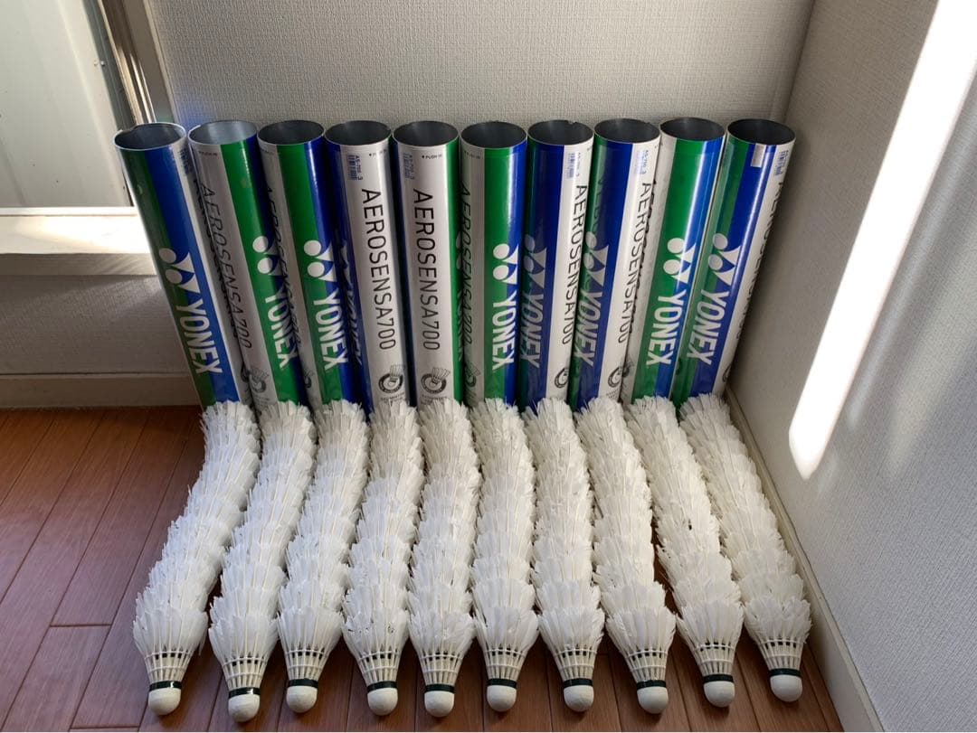 予告◆格安中古シャトル4箱◆エアロセンサ700ニューオフィシャル羽ヨネックス