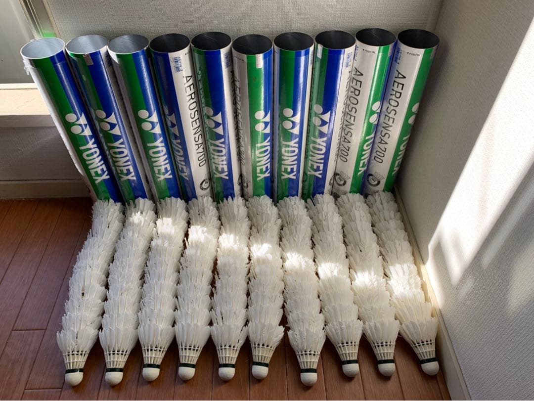 予告◆格安中古シャトル4箱◆エアロセンサ700ニューオフィシャル羽ヨネックス