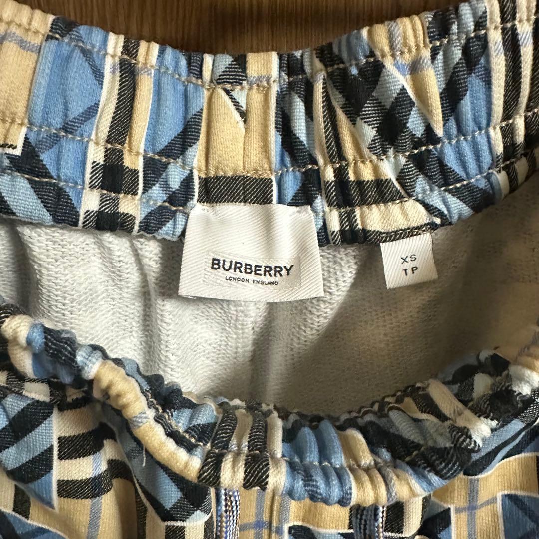BURBERRY チェック柄ショートパンツ M〜Lサイズ相当　XS ハーフパンツ