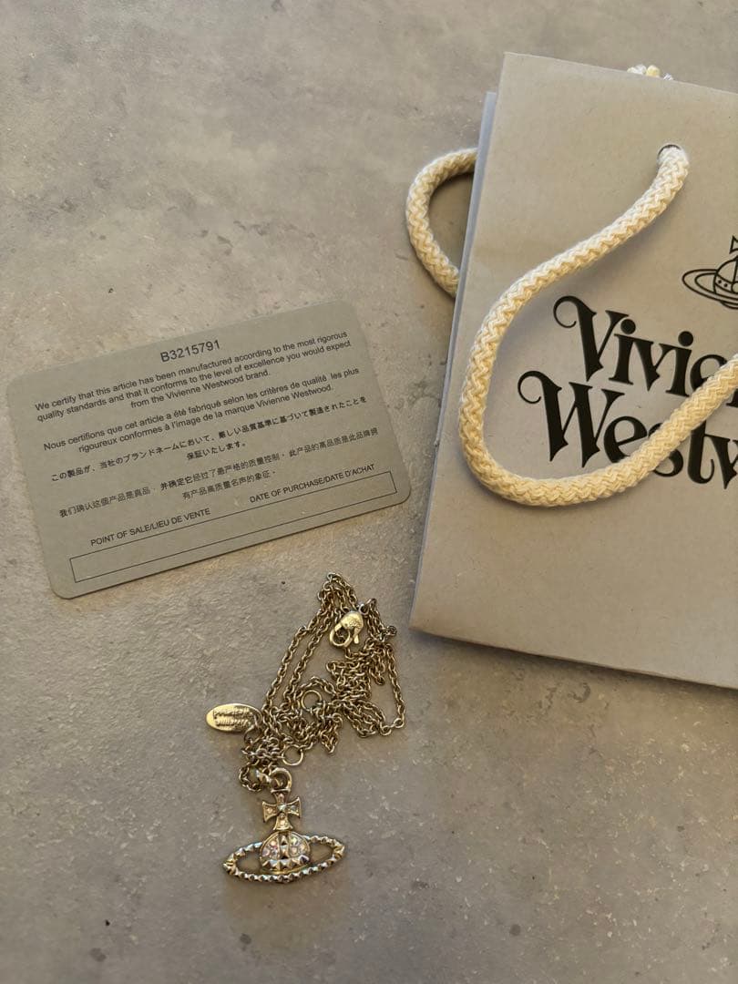 Vivienne ネックレス　ゴールド美品