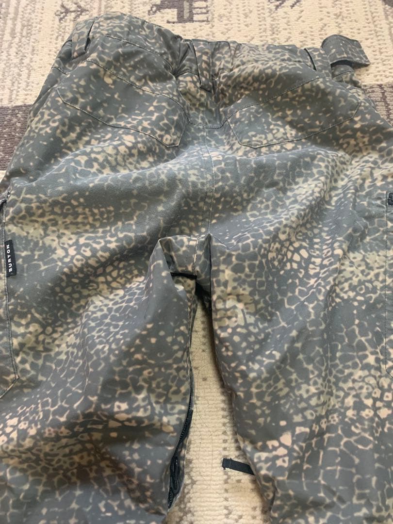 BURTON バートン　ウェア Lサイズ 150.160 ブラック迷彩