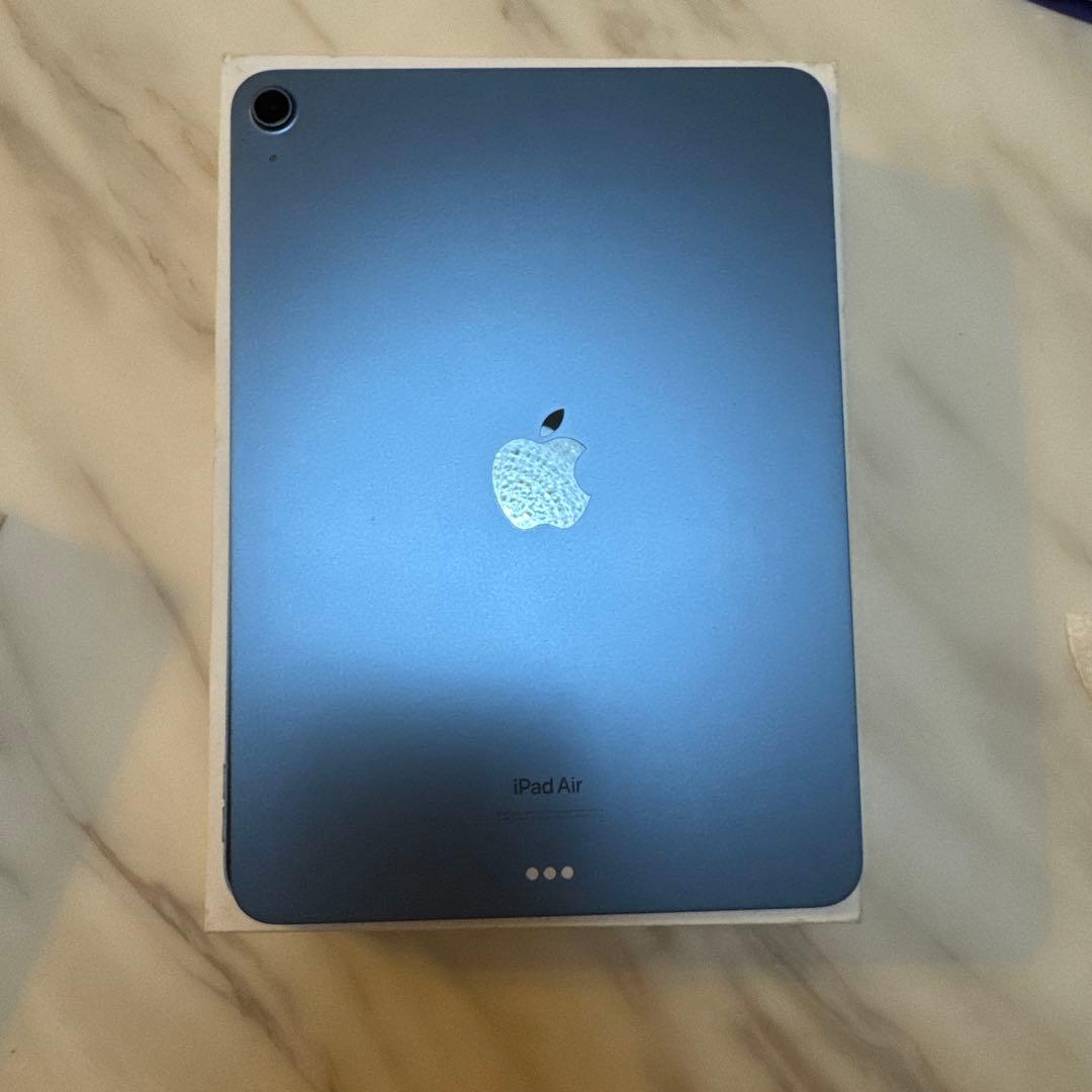 た*吉様 iPad Air 5 64GB ブルー