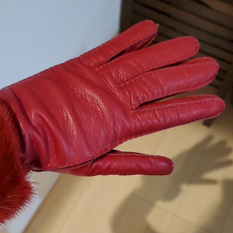 ★PRADA グローブ★