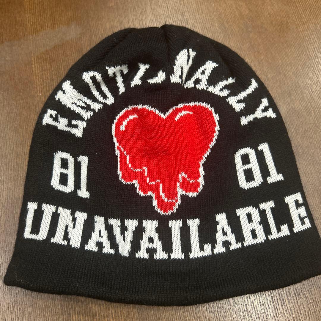 新品未使用　新作EMOTIONALLY UNAVAILABLE ニット帽
