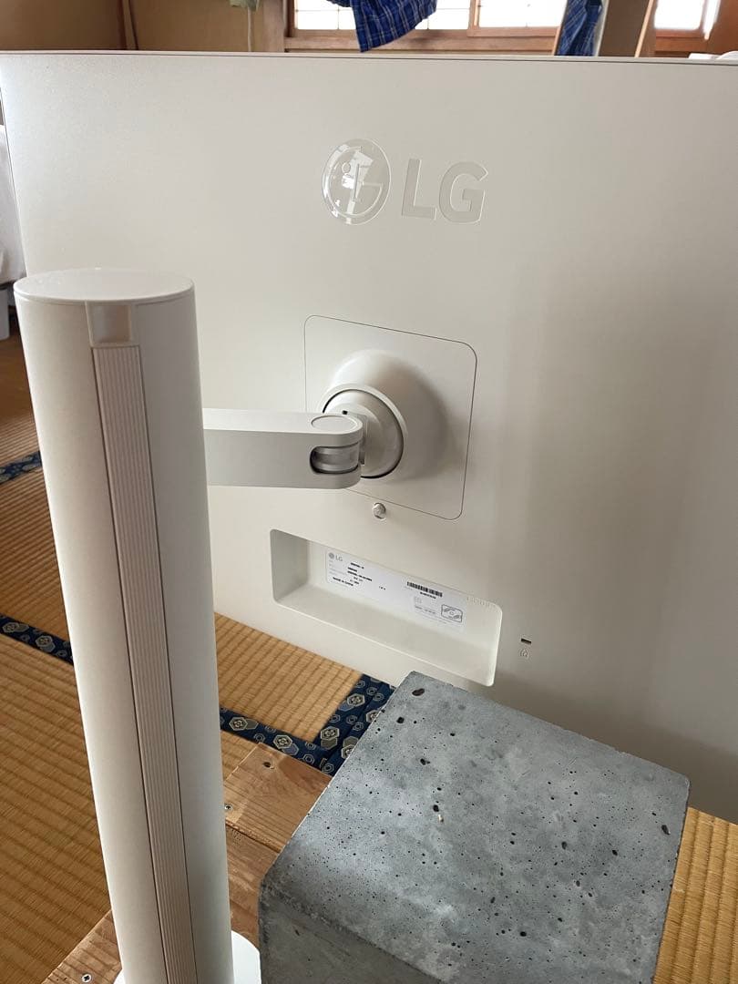 LG スマートモニター 本体