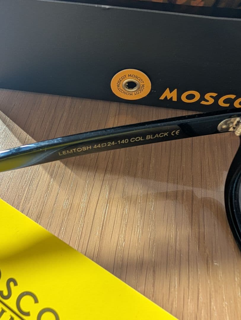 モスコットレムトッシュ　ジョン・レノン跳ね上げサングラス　セット販売