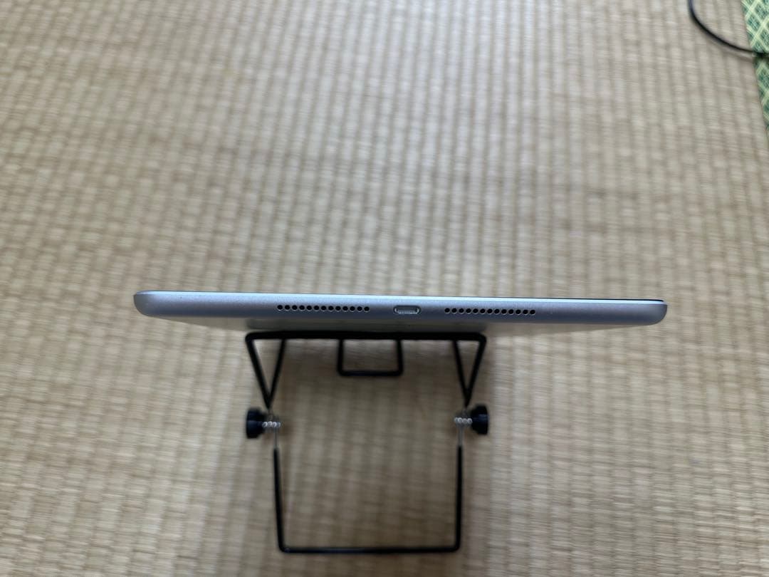 Apple iPad 第9世代 64GB シルバー　ジャンク
