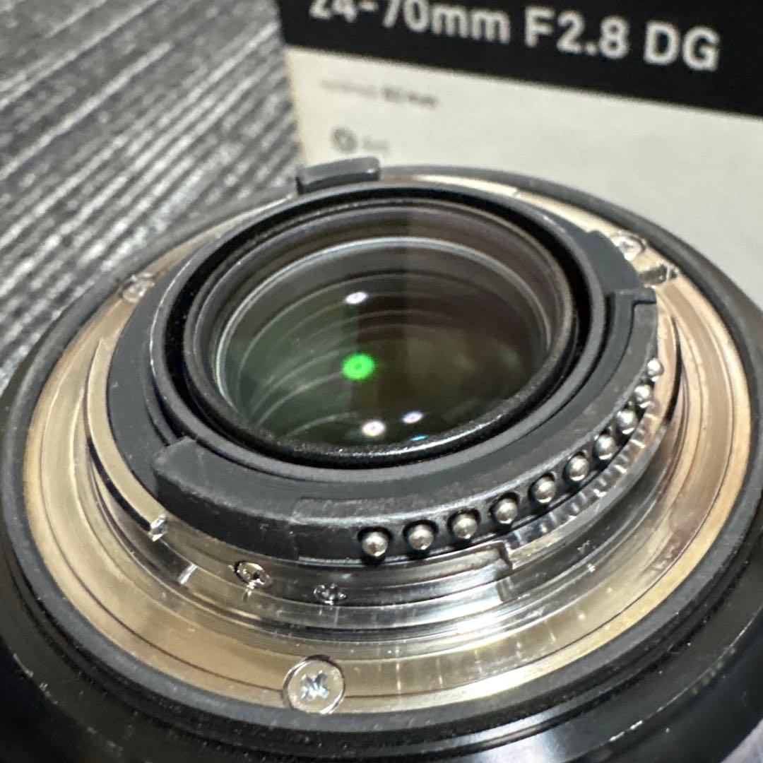 SIGMA Art 24-70mm F2.8 DG OS HSM ニコンF