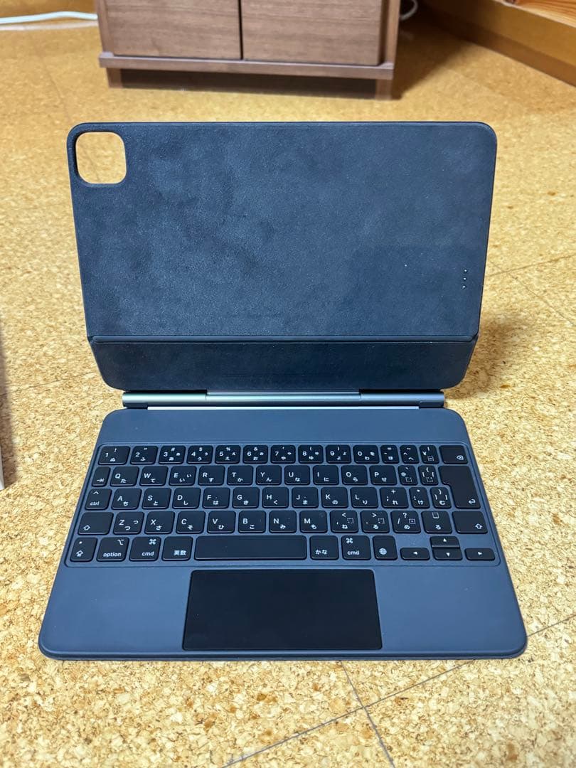 Apple マジックキーボード11インチMXQT2J/A A2261