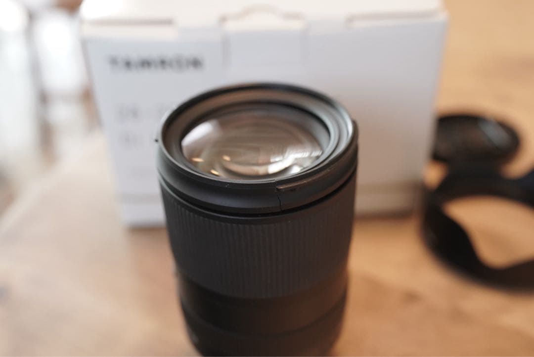 TAMRON 28-200mm f/2.8-5.6 ズームレンズ