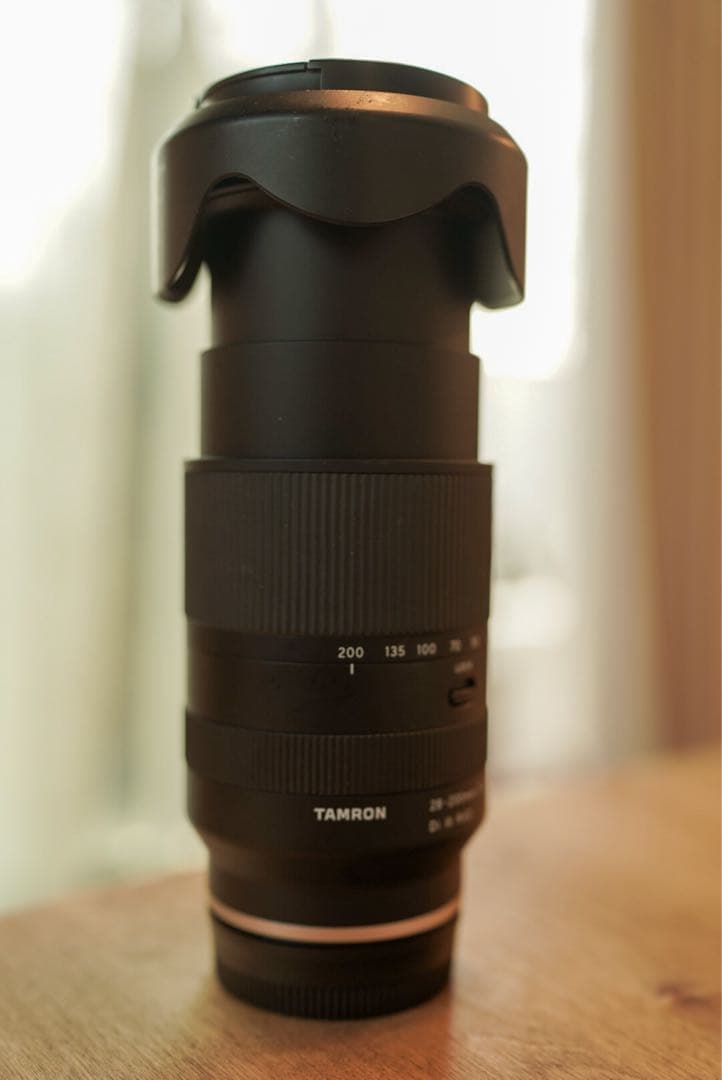 TAMRON 28-200mm f/2.8-5.6 ズームレンズ
