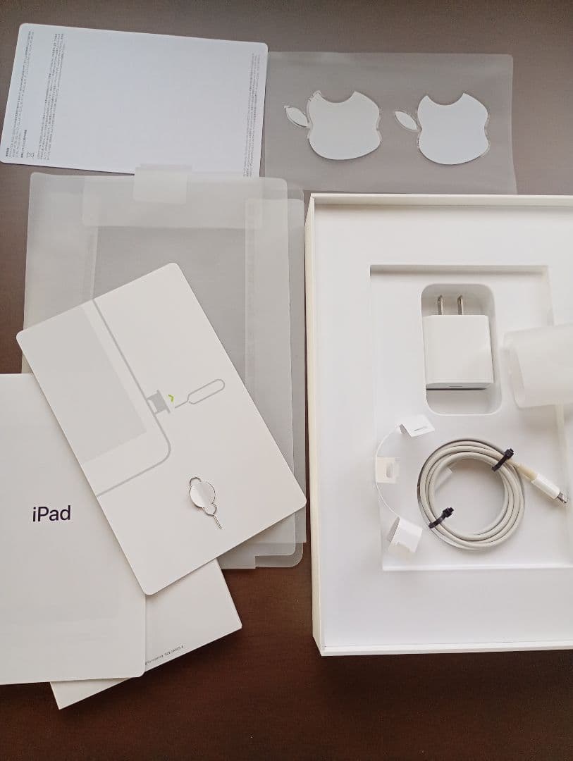 iPad 第9世代 Wi-Fi+Cellular 256GB シルバー