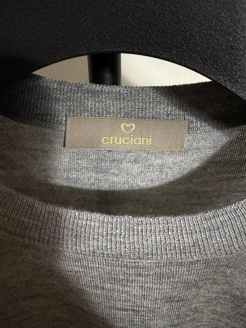 【未使用品】cruciani グレー ニットセーター イタリア製