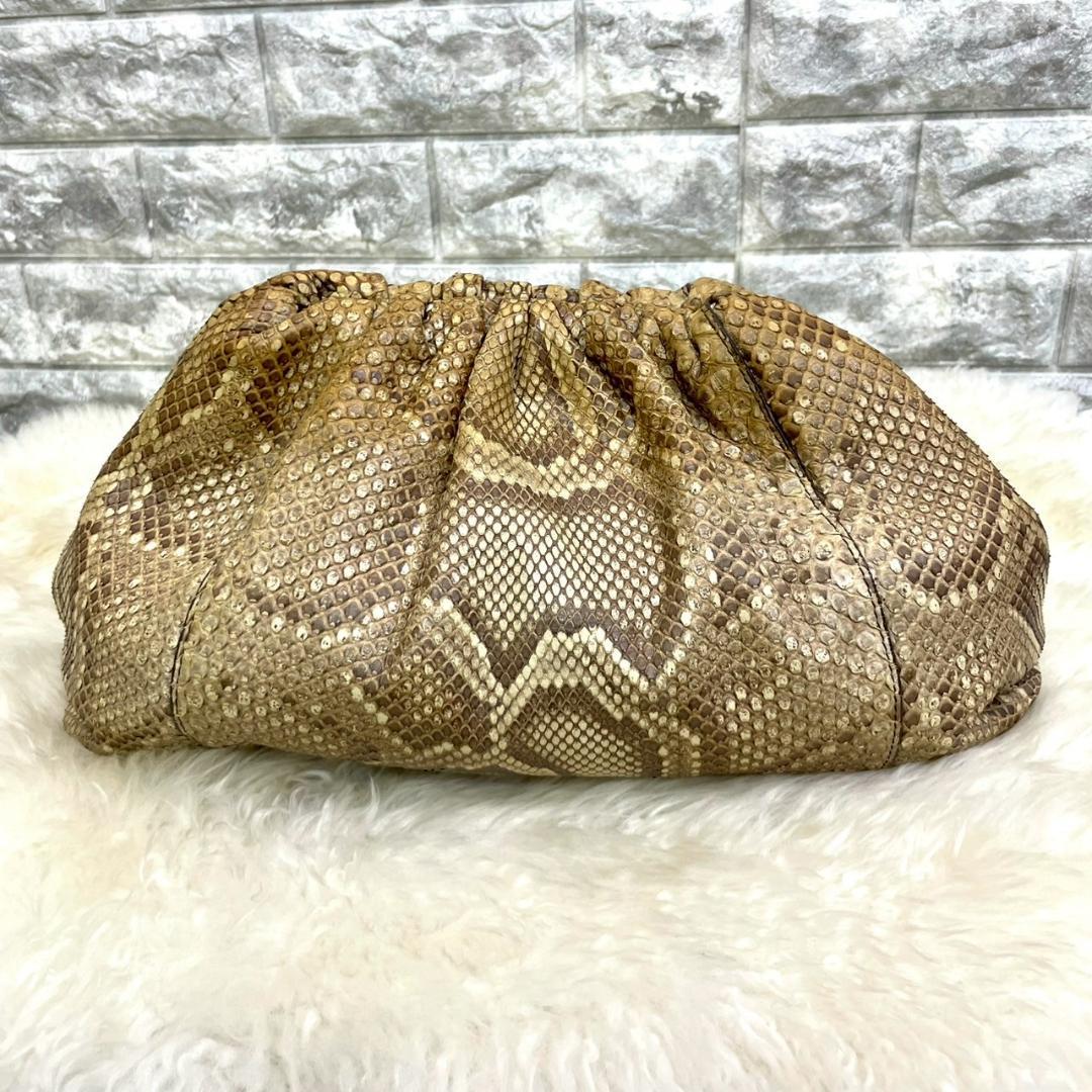 美品　BOTTEGA VENETA　ボッテガ　パイソン　クラッチバック