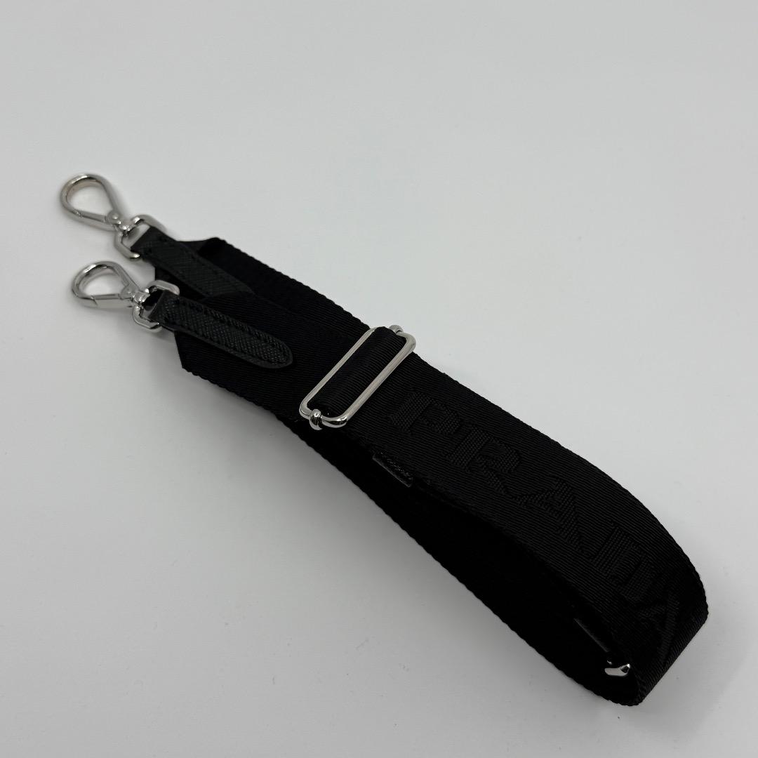 PRADA プラダ iPhone14Pro Max ショルダー スマホケース