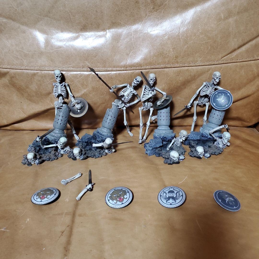 ま*ん様 リボルテック　骸骨剣士　４体セット