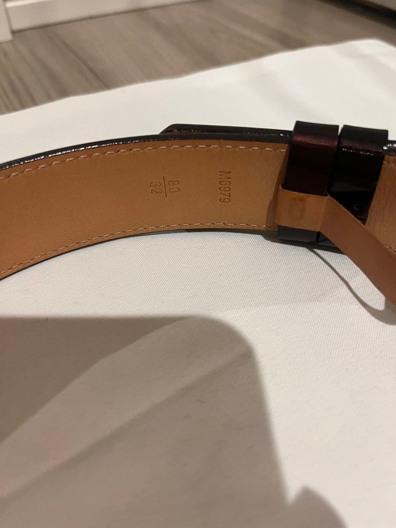 Louis Vuitton ベルト　ヴェルニ　アマラント