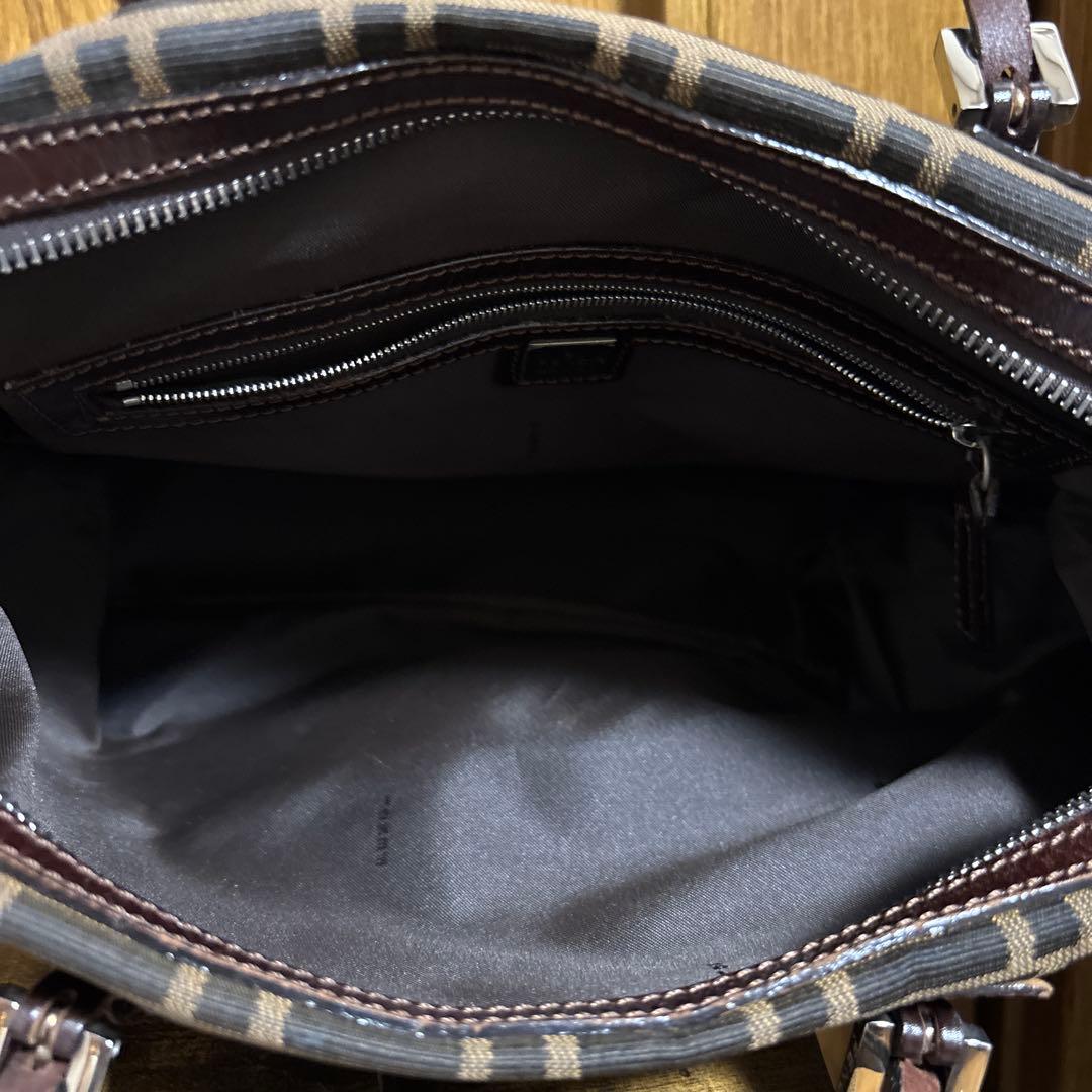 FENDI ズッカ　ショルダーバッグ