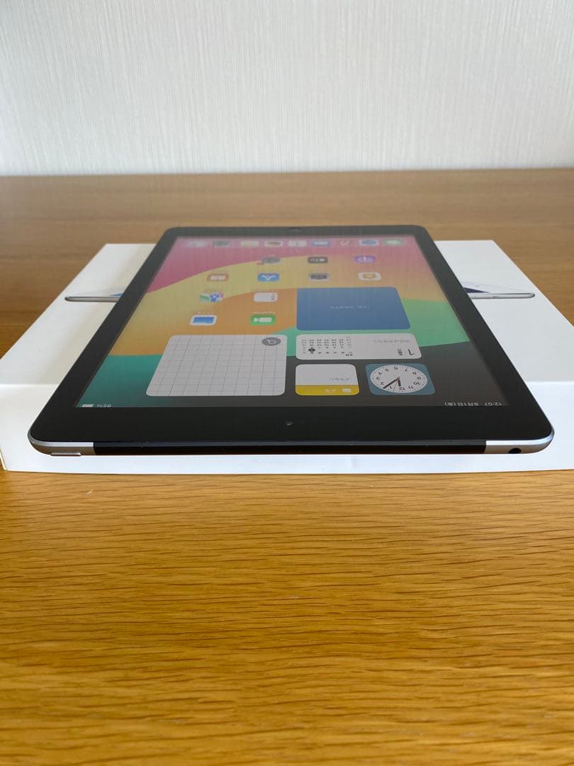 iPad本体 電池 良好　iPad第6世代　１２８ＧＢ
