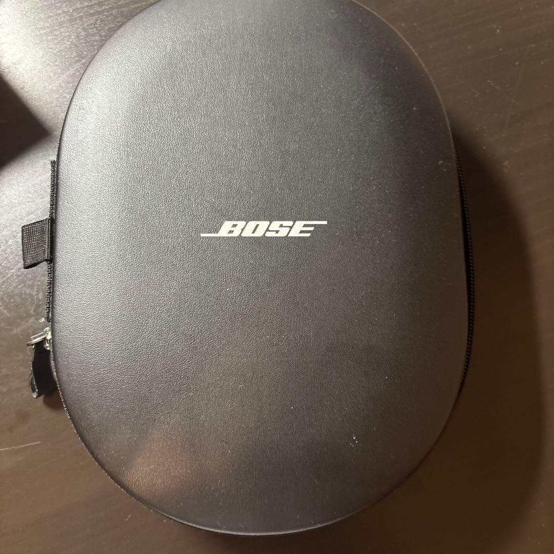 ヘッドホン Bose Quiet comfort ultla headphones