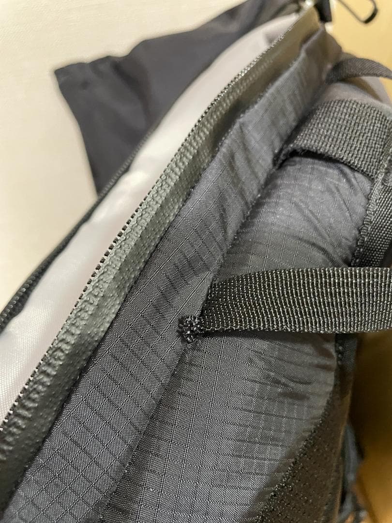 SALOMON ACS 20 バックパック BLACK ユニセックス