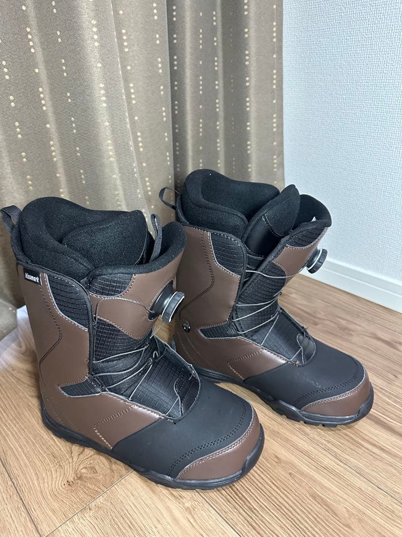 ブラウン スノーボードブーツ ボアシステム