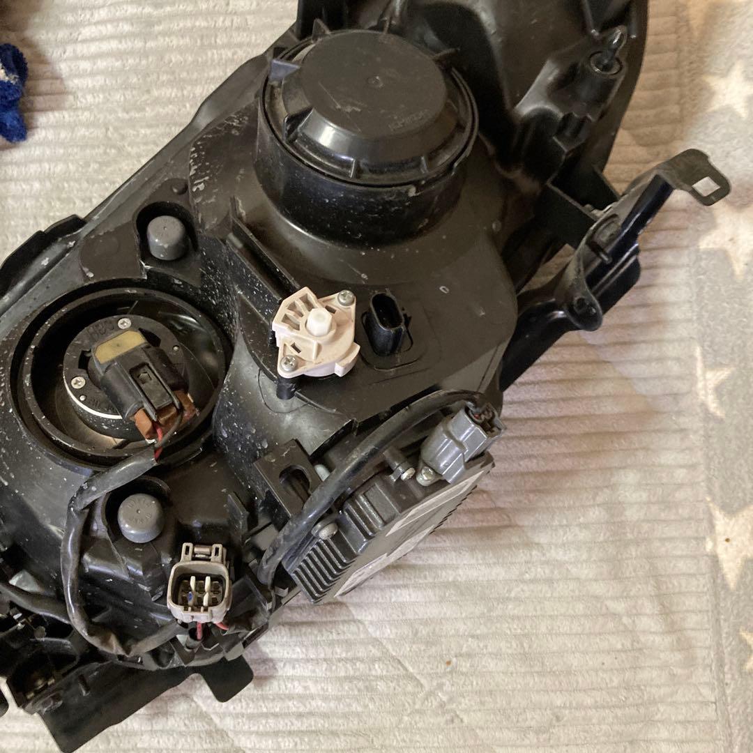 スバルフォレスターヘッドライト