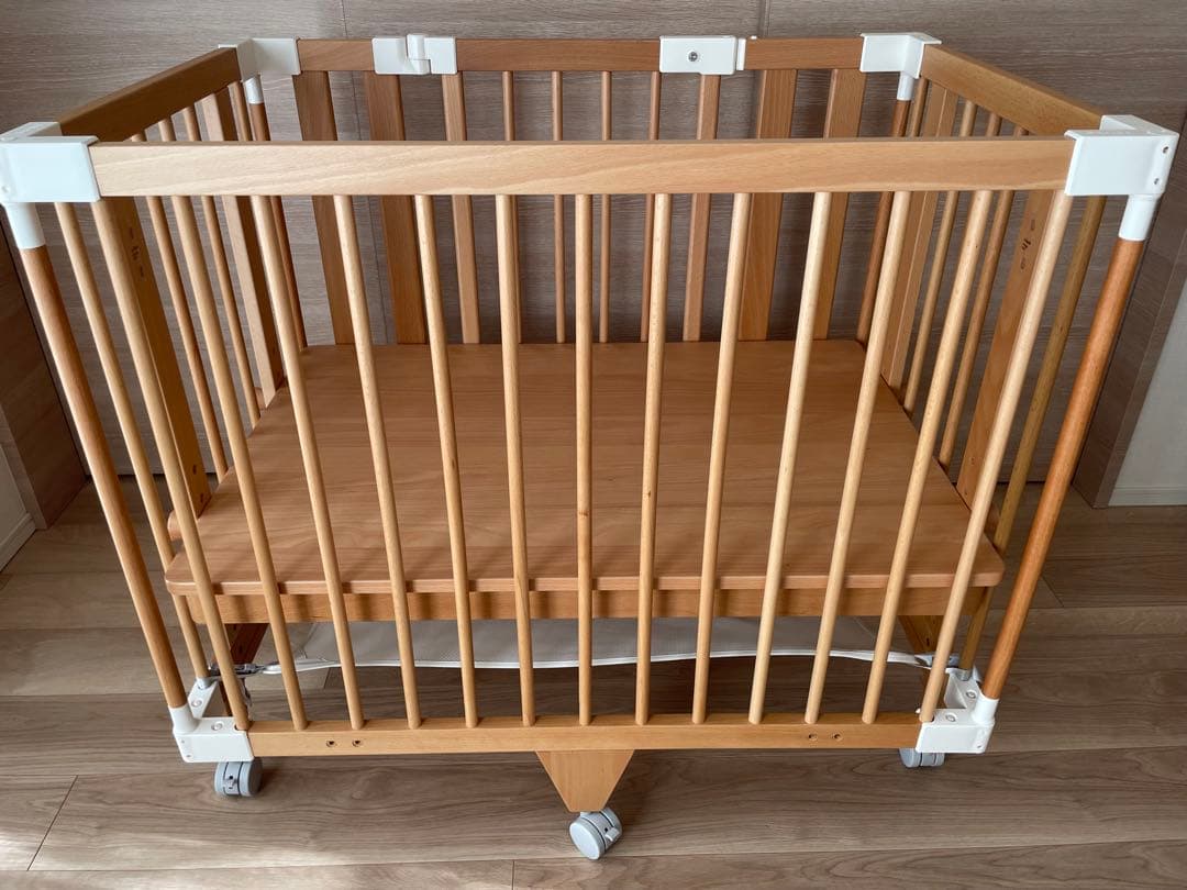 【美品】ファルスカ　［ミニサイズ］クリエイティブコット　ベビーベッド